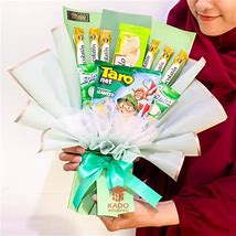 Buket Snack Warna Hijau Tosca